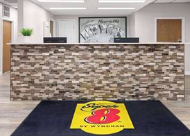 Super 8 by Wyndham Henrietta/Rochester Area 2