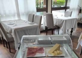 Logis Hôtel restaurant La Rivière 3