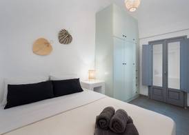 Villa Tholos with Private Jacuzzi 5
