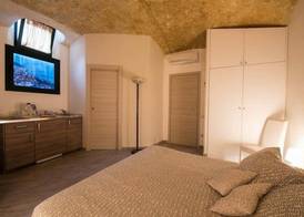 Petros rooms&apartments 4