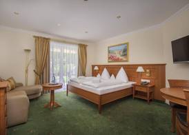 Hotel Schweizer Hof Thermal und Vital Resort 3