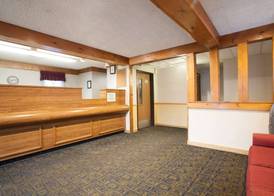 Super 8 by Wyndham Oneonta/Cooperstown 3