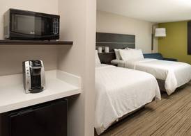 Holiday Inn Express & Suites CAMAS- VANCOUVER by IHG 4