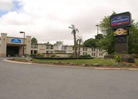 Crossroads Inn 3