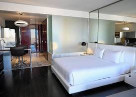 Private Luxury Panoramic Suite at Palms Place 5