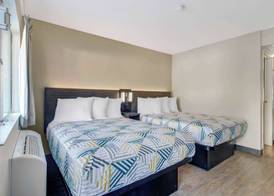 Motel 6 Venice, FL 3