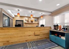 Country Inn & Suites by Radisson, Macon North, GA 3