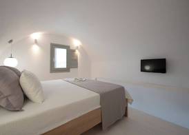 White Orchid Suites 5