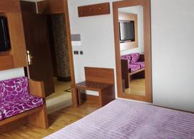 Hotel Confort BRASEROS 2