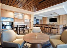 Fairfield Inn & Suites by Marriott Plymouth 4