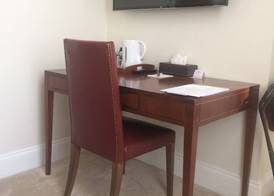 Kings Park Hotel 4