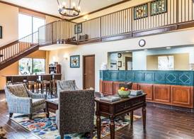 Quality Suites Paducah I-24 4