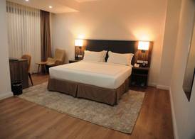 Elmo's Hotel 3