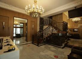Redline Hotel 4