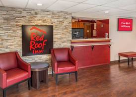 Red Roof Inn Queensbury 4