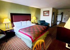 Town Inn 4