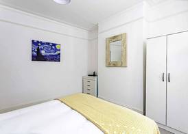 Cozy 2 Bed Apartment in Chiswick 3