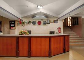 Holiday Express Hotel 2