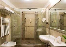 Hotel Cosmopolitan Bologna 3