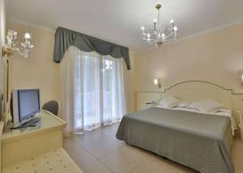 Hotel Globus Pool & Beach 4