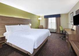 Holiday Inn Express & Suites CIRCLEVILLE by IHG 5