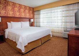 Courtyard by Marriott Peoria 5
