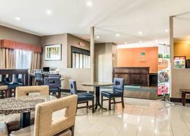 Quality Inn & Suites Salem near I-57 2