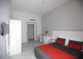 Chiaia Guest House 2