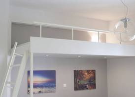Victoria Square, Cozy and Stylish Apartment 3