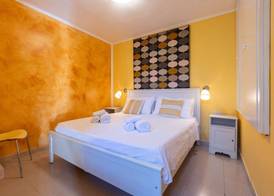 Villa Vacanze Paradiso - Oasi di Tranquillità con Piscina e Giardino a 10 min dal mare 5