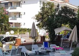 Club Dante 4