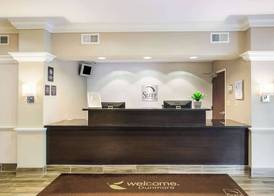 Sleep Inn & Suites Dunmore 3