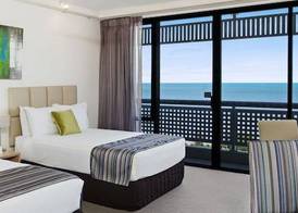 Rydges Esplanade Resort Cairns 2
