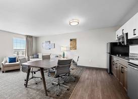 Staybridge Suites CALGARY AIRPORT by IHG 4