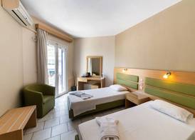 Surf Hotel 3
