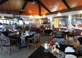 Anchorage Beach Resort 4