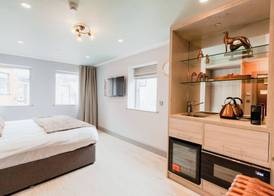 Clarendon Suites 4