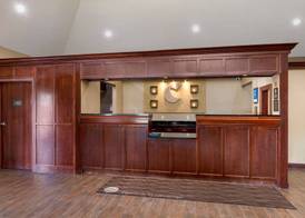 Comfort Inn & Suites Cincinnati Eastgate 2