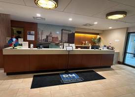 Randolph Hotel Liverpool Syracuse Airport West, Trademark 3