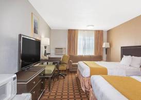 Umpqua Valley Hotel 2