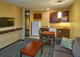Best Western Plus Patterson Park Inn 4