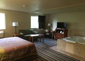 Super 8 by Wyndham Richlands/Claypool Hill Area 3