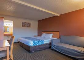 Travelodge by Wyndham Chehalis 5