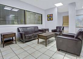 Days Inn by Wyndham Norfolk Military Circle 3