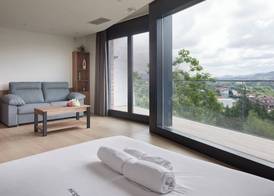 Mantulene Apartments - Basque Stay 3