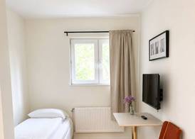 Bokloster Longstay 4