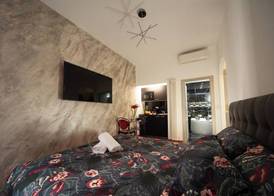 farnese jacuzzi apartment 5