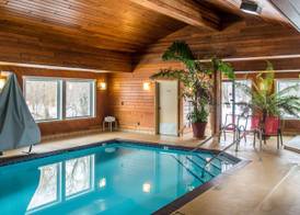 Coratel Inn & Suites By Jasper River Falls 3