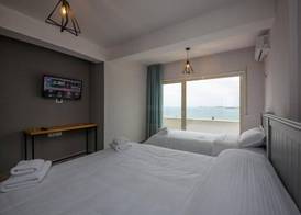 Aerial Hotel & Spa 4