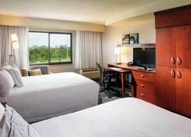 Courtyard by Marriott Jackson 5
